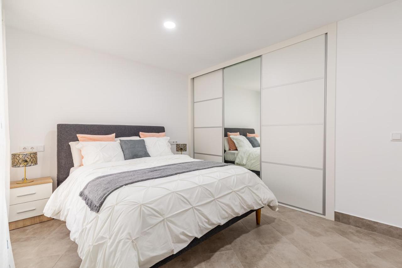 Modern Apartment Steps From The Beach Torrox Εξωτερικό φωτογραφία