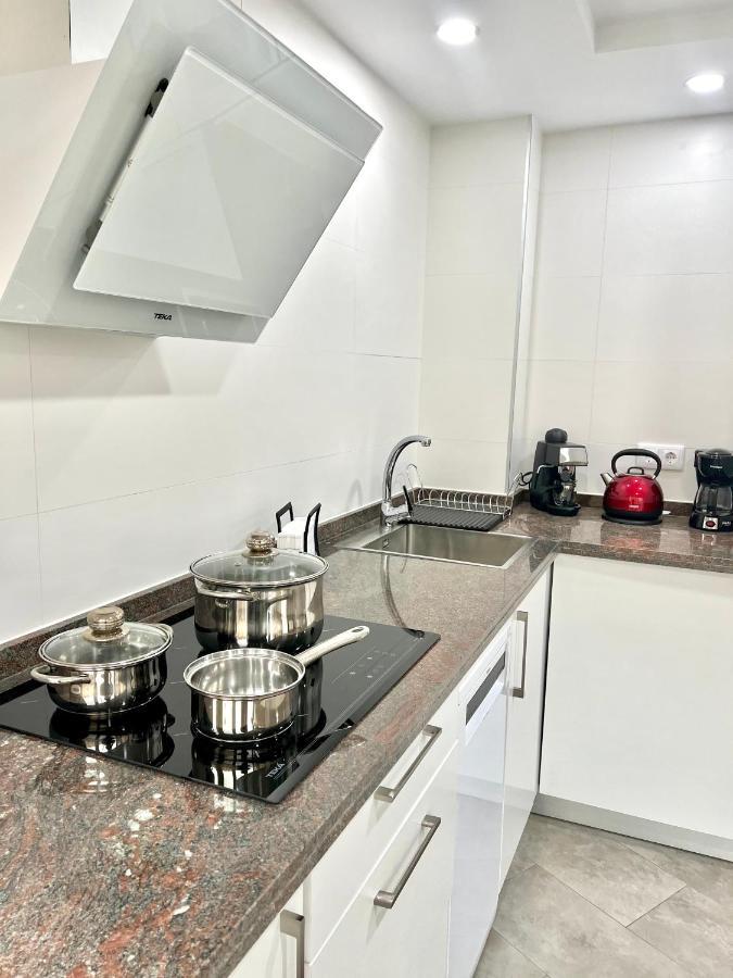 Modern Apartment Steps From The Beach Torrox Εξωτερικό φωτογραφία